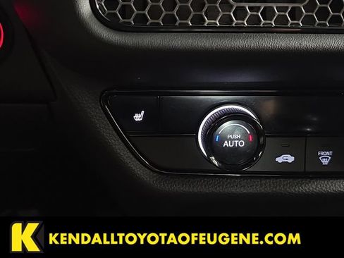 Used 2025 Honda HR-V Sport image 16