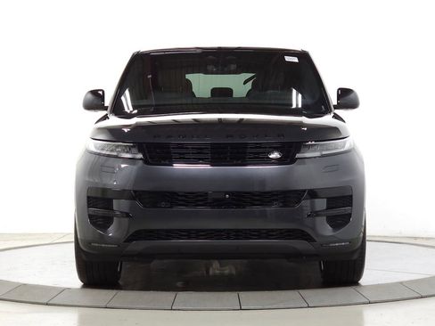 Used 2025 Land Rover Range Rover Sport SE image 12