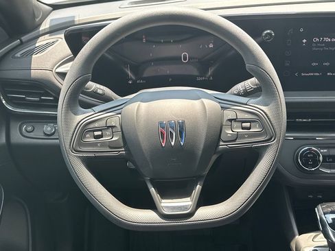 Used 2026 Buick Envista Preferred FWD image 24