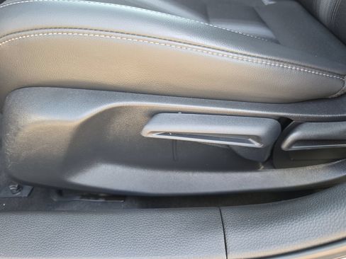 Used 2023 Honda Civic Sport image 11