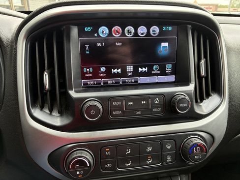 Used 2018 Chevrolet Colorado LT w/ Luxury Package, Chrome AWD/4WD image 13