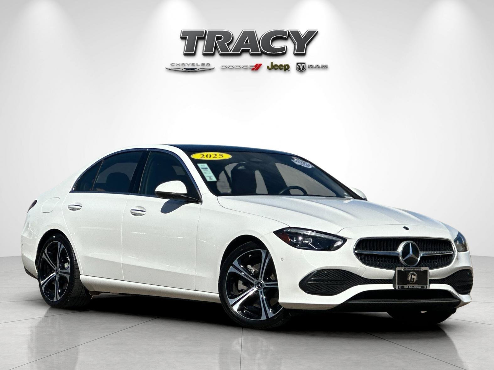 Used 2025 Mercedes-Benz C 300 Sedan image 3