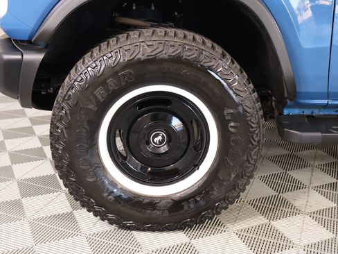 Used 2024 Ford Bronco Heritage Edition AWD/4WD image 17
