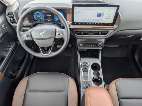 New 2025 Ford Bronco Sport Outer Banks image 6