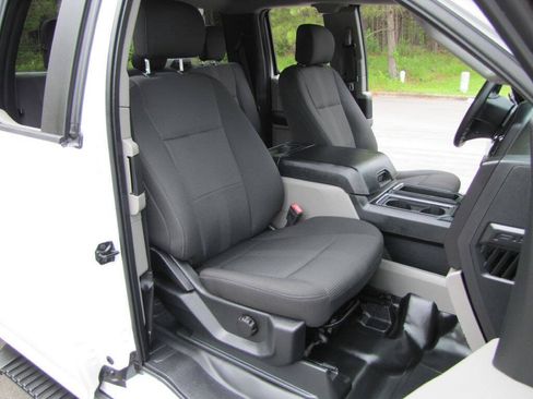 Used 2018 Ford F150 XL w/ Equipment Group 101A Mid RWD image 18
