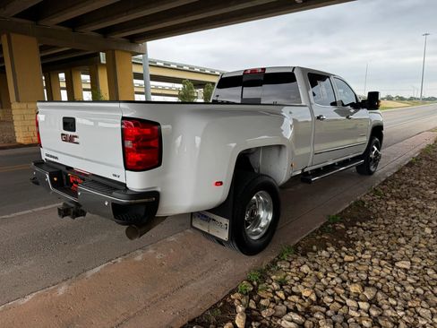 Used 2019 GMC Sierra 3500 SLT w/ Duramax Plus Package image 3