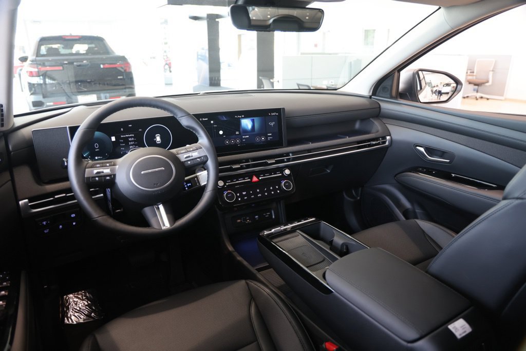 New 2026 Hyundai Tucson Limited AWD/4WD image 12