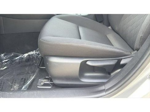 Used 2024 Toyota Corolla LE FWD image 18