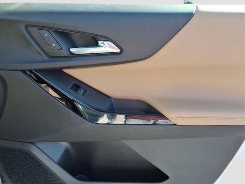 Used 2026 Chevrolet Equinox ACTIV w/ Convenience Package III image 10