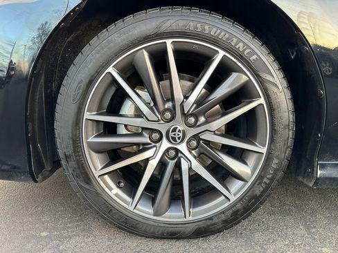 Certified 2022 Toyota Camry XLE image 13