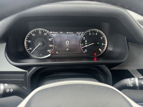 Used 2023 Land Rover Defender 110 X-Dynamic SE image 21