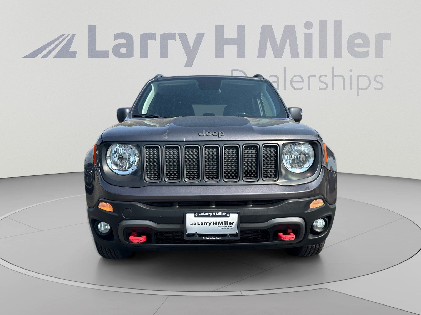 Used 2019 Jeep Renegade Trailhawk w/ Cold Weather Group II AWD/4WD image 8