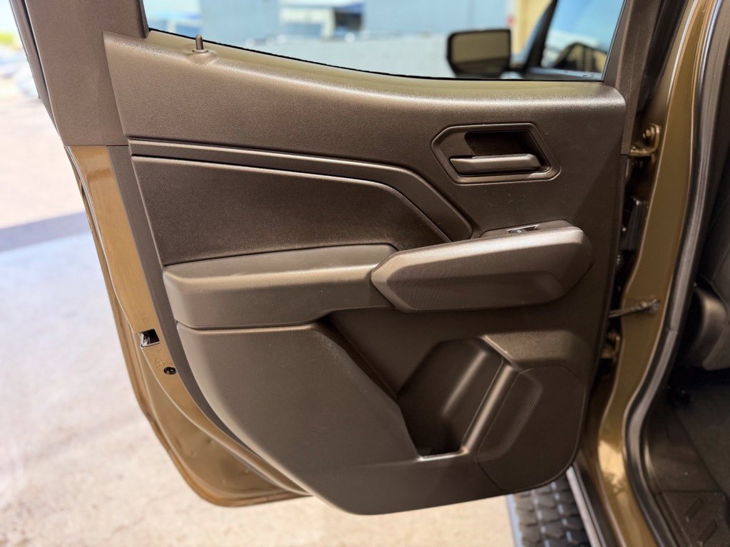 Used 2024 Chevrolet Colorado Trail Boss AWD/4WD image 17