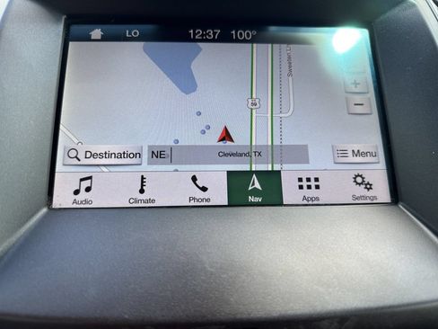 Used 2019 Ford Edge Titanium w/ Equipment Group 301A AWD/4WD image 22