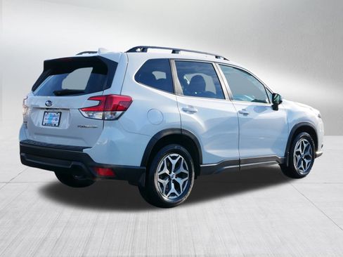 Certified 2023 Subaru Forester Premium image 7