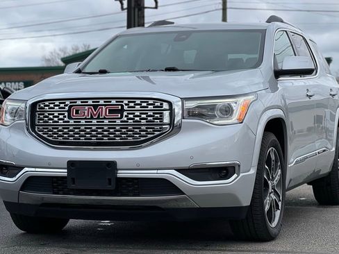Used 2019 GMC Acadia Denali w/ Technology Package image 13