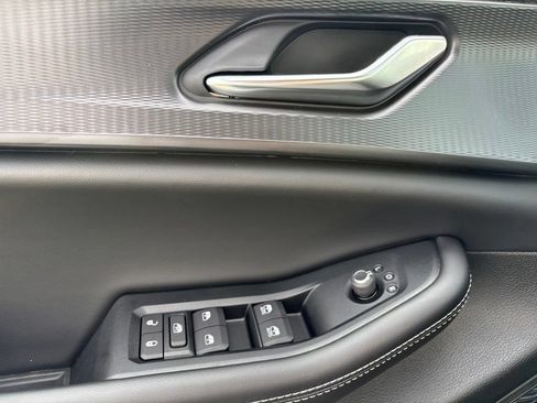 New 2026 Jeep Grand Cherokee L Laredo AWD/4WD image 21