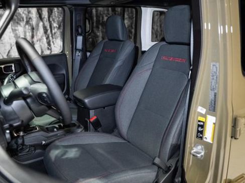 New 2025 Jeep Wrangler Unlimited Rubicon w/ Safety Group AWD/4WD image 2