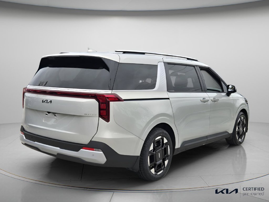 Certified 2025 Kia Carnival EX FWD image 7