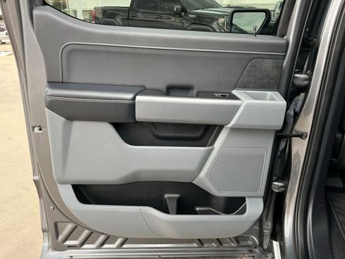 Used 2024 Ford F150 XLT w/ Mobile Office Package image 18