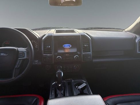 Used 2019 Ford F150 Lariat w/ Equipment Group 502A Luxury image 10