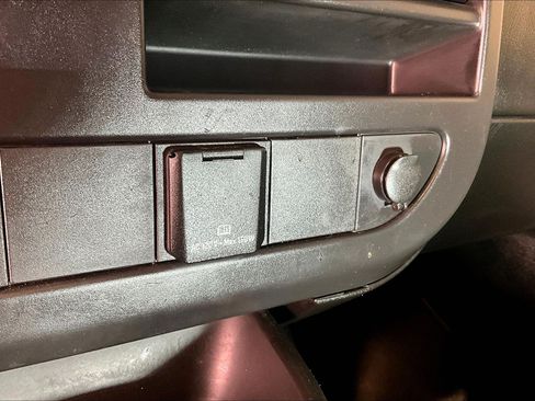 Used 2025 GMC Savana 2500 w/ Driver Convenience Package RWD image 17