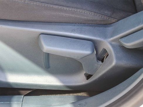 Certified 2024 Ford Maverick XL image 28