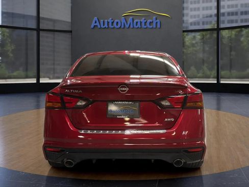 Used 2023 Nissan Altima 2.5 SR AWD/4WD image 10