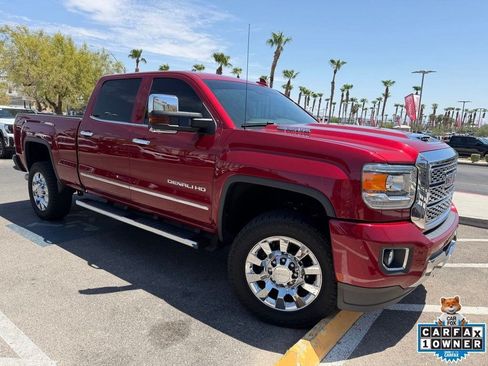 Certified 2018 GMC Sierra 2500 Denali w/ Duramax Plus Package AWD/4WD image 2