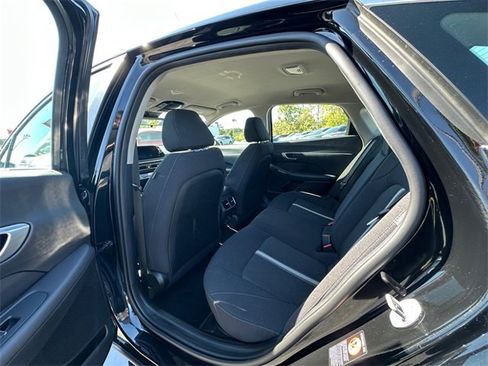 Used 2023 Hyundai Sonata SEL w/ Cargo Package image 18