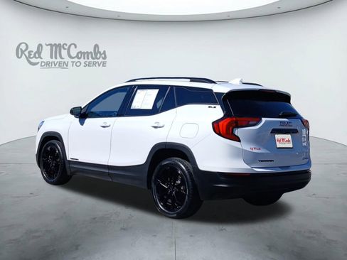 Used 2021 GMC Terrain SLE w/ Elevation Edition image 3