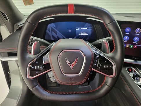Used 2022 Chevrolet Corvette Stingray Premium Conv w/ Z51 Performance Package RWD image 6