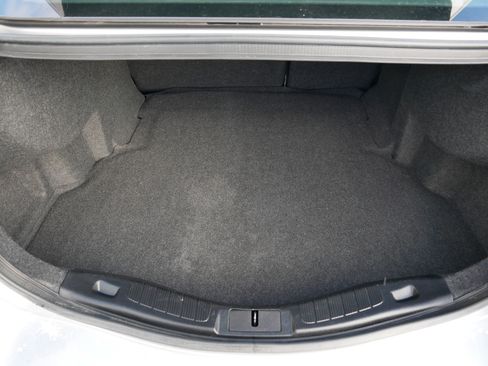 Used 2018 Ford Fusion SE w/ Fusion SE Technology Package image 18