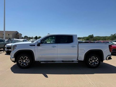 Used 2026 GMC Sierra 1500 SLT w/ SLT Premium Package AWD/4WD image 7