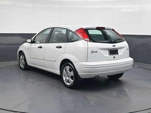Used 2003 Ford Focus ZX5 image 6