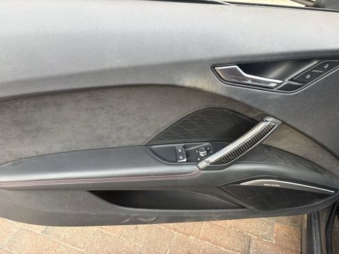 Used 2019 Audi TT RS w/ Technology Package image 10