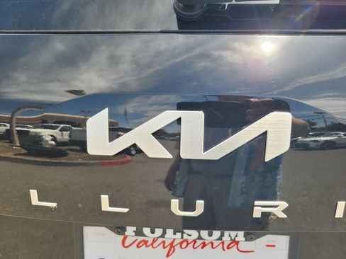 Used 2025 Kia Telluride EX AWD/4WD image 7