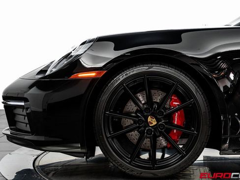 Used 2024 Porsche 911 Targa 4S image 16