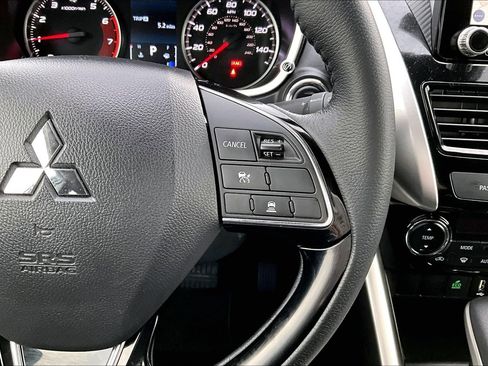 Used 2024 Mitsubishi Eclipse Cross SE image 11