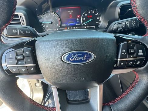 Used 2023 Ford Explorer ST-Line w/ Class IV Trailer Tow Package RWD image 14