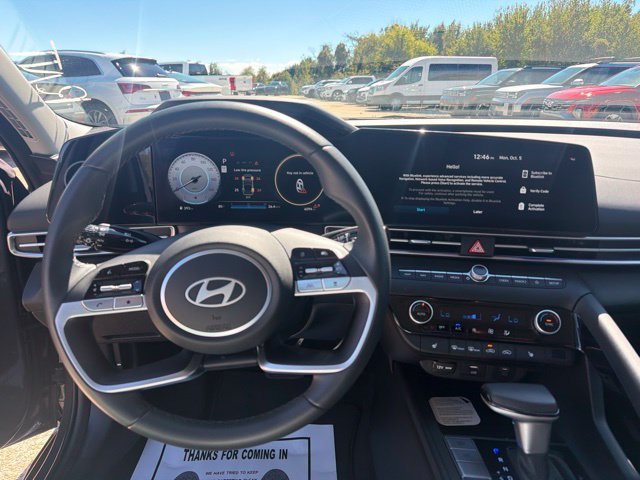 Used 2026 Hyundai Elantra Limited w/ Cargo Package FWD image 12