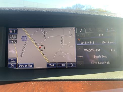 Used 2014 Lexus LS 460 image 24