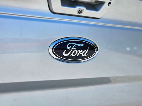 Used 2017 Ford F150 Lariat image 14