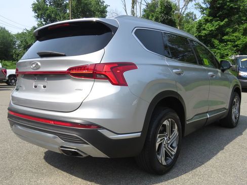Used 2021 Hyundai Santa Fe SEL w/ Convenience + Premium Package AWD/4WD image 5