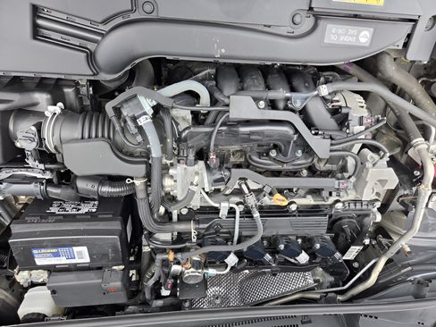 Used 2024 Toyota Corolla LE FWD image 28