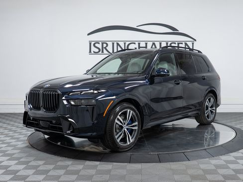 New 2027 BMW X7 xDrive40i w/ M Sport Package AWD/4WD image 1