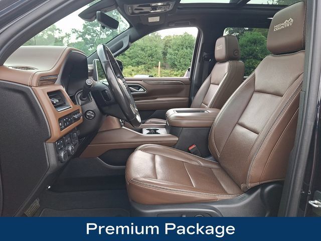 Used 2021 Chevrolet Tahoe High Country w/ Premium Package AWD/4WD image 2