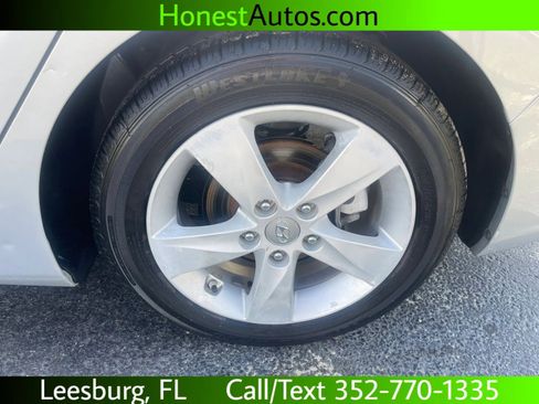 Used 2013 Hyundai Elantra GLS w/ Preferred Pkg FWD image 28
