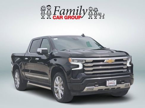 Used 2024 Chevrolet Silverado 1500 High Country AWD/4WD image 2
