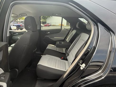 Used 2024 Chevrolet Equinox LS w/ LS Convenience Package FWD image 10
